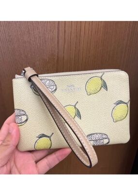 Coach Corner Zip Wristlet
With Lemon Print # CBB08